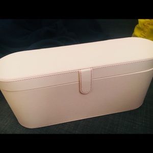 Dyson hair dryer storage case (price firm thx)